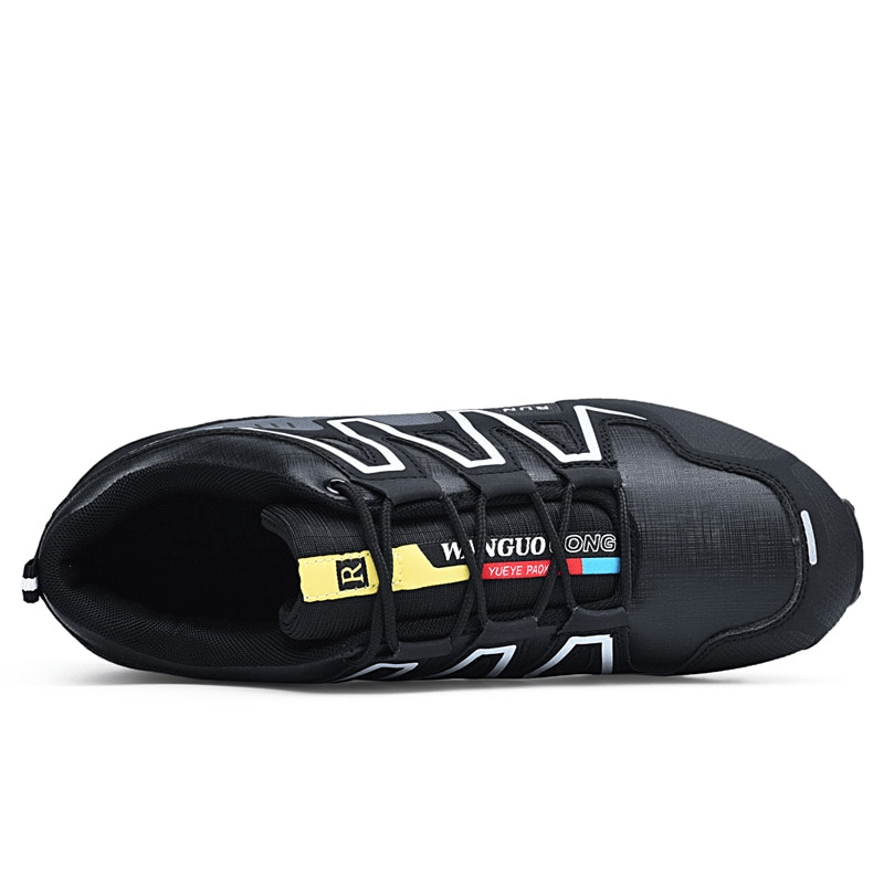 Top view of waterproof non-slip men's sneakers SF0780 with geometric designs, perfect for sports and casual wear.